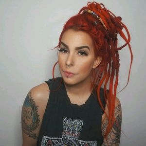 Meet your Posher, Shelby